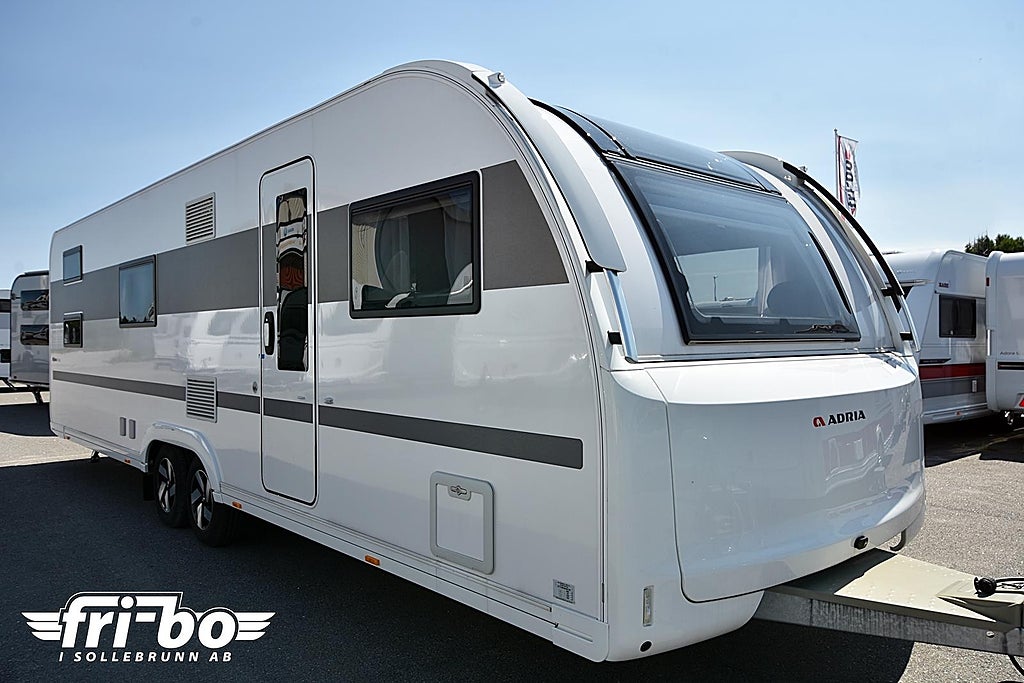 Adria 763 UK Alpina , Barnkammare