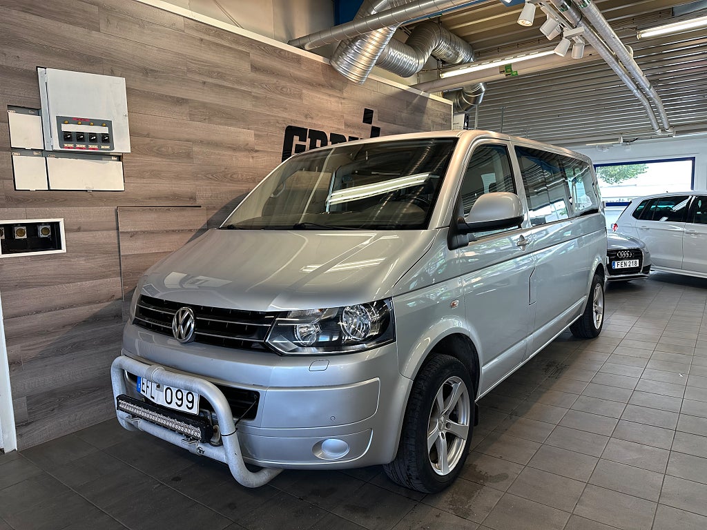Volkswagen Caravelle 2.0 TDI Automat 4Motion Comfortline | 8-sits | 