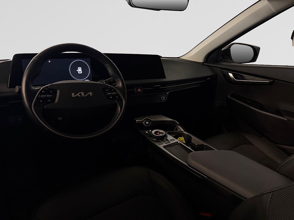 Kia EV6 77.4 kWh Dragkrok Adapt-fart Backkamera Rattvärme bild 12