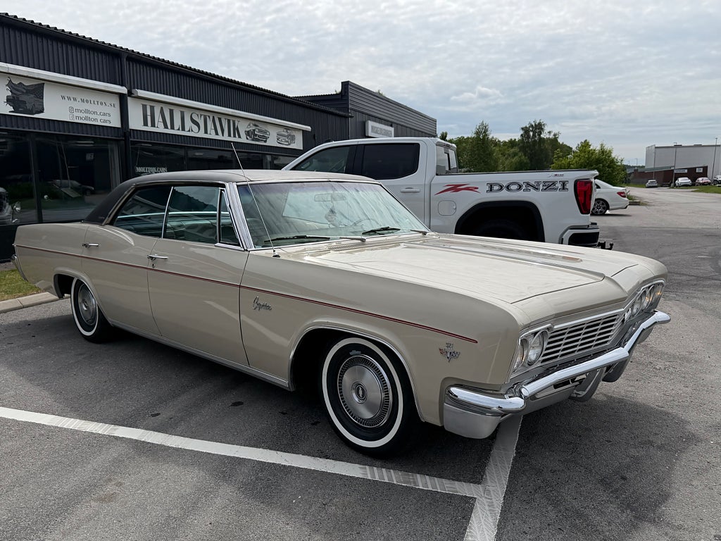Chevrolet Caprice Custom Sedan 5.4 V8 Powerglide