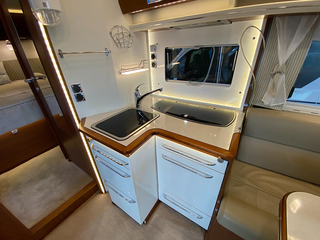 Rapido 7096 F /ALDE/AC bodel/Solcell/Automat 150hk/F2F - Rapido