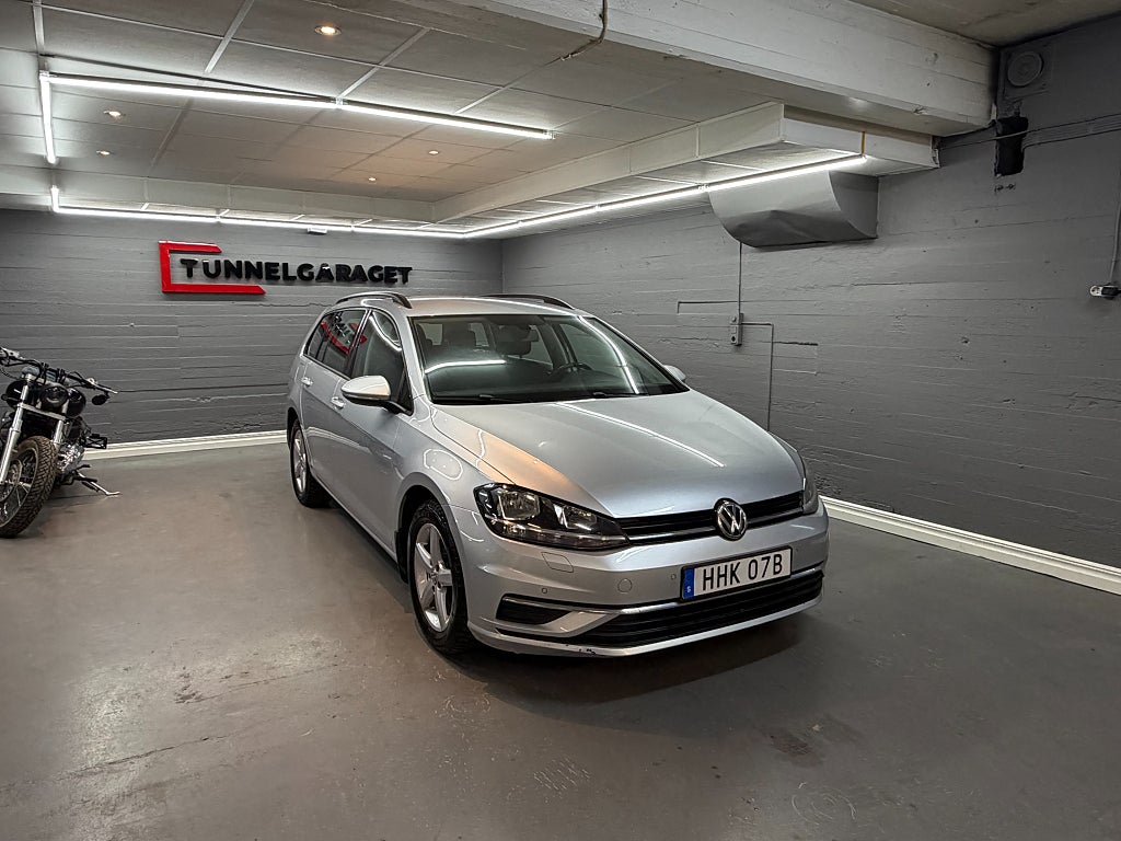 Volkswagen Golf Sportscombi 1.5 TSI GT Dragpaket Backkamera P-Sensorer 