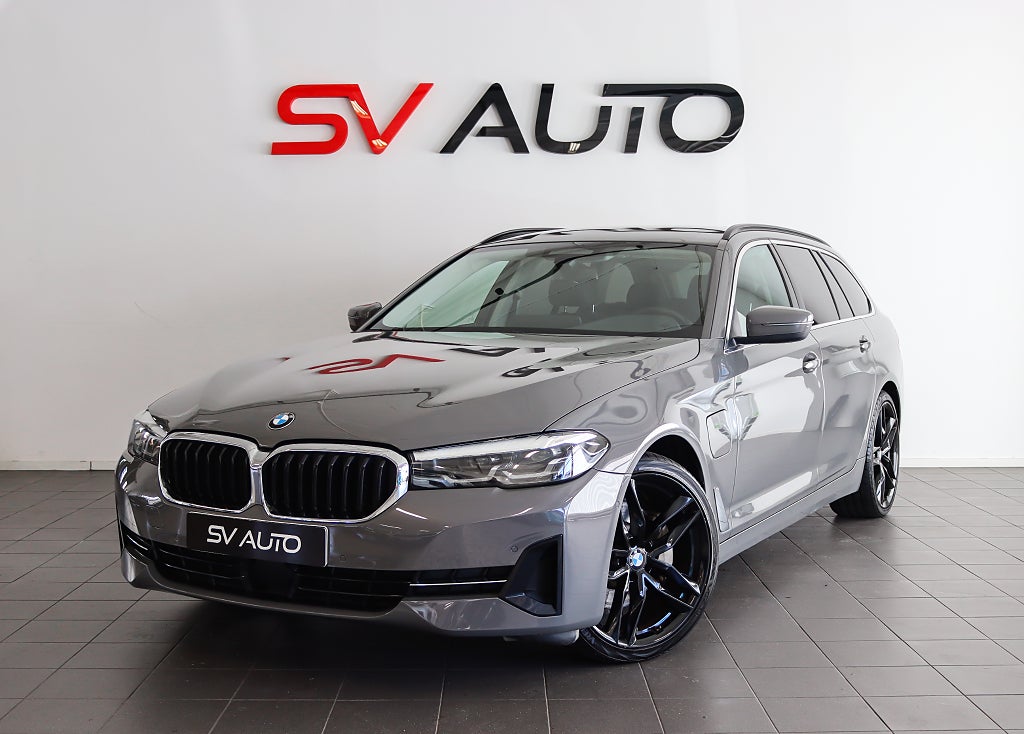 BMW 530e xDrive Touring Skinn Navi Backkamera Dragkrok Eu6