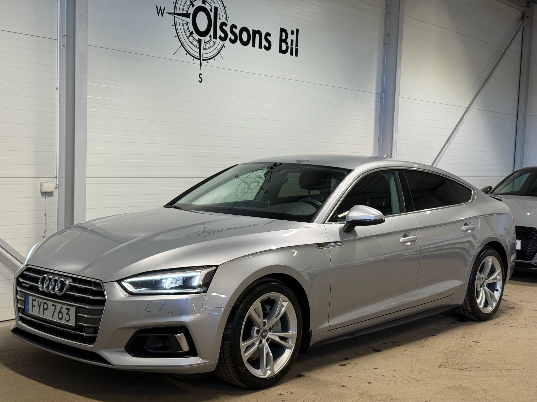 Audi A5 2018, photo 3/55