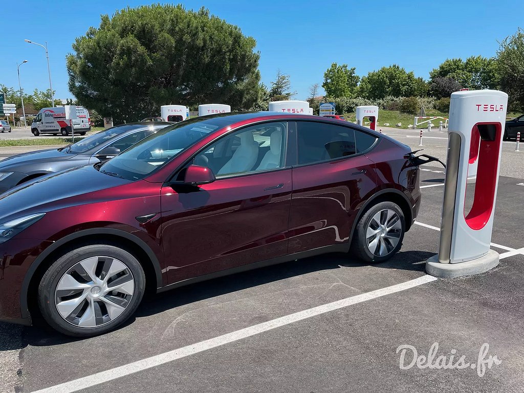 Tesla Model Y Long Range AWD Autopilot/Drag/Leasbar 514HK