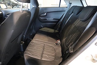 Halvkombi Kia Picanto 10 av 19