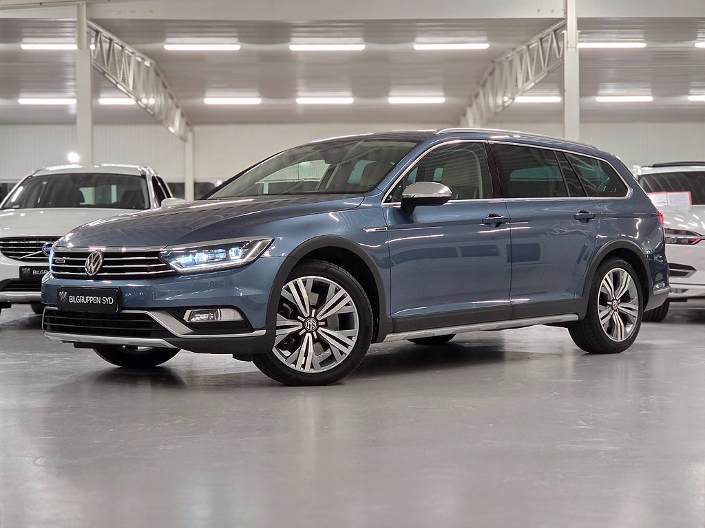 Volkswagen Passat Alltrack 2.0 TDI BMT 4Motion|GTS|Drag|Värmare|B-kamera|CarPlay