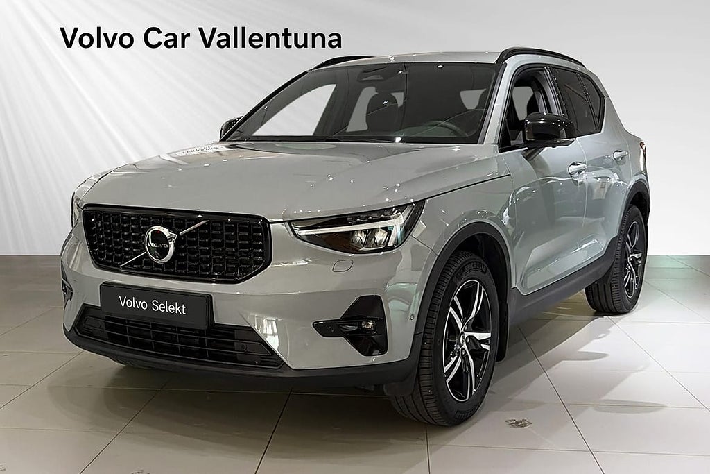 Volvo XC40 B3 FWD Bensin Plus Dark