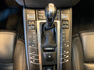 Porsche Macan PDK Sport Chrono AWD 252hk Drag/Skinn/SoV-hjul