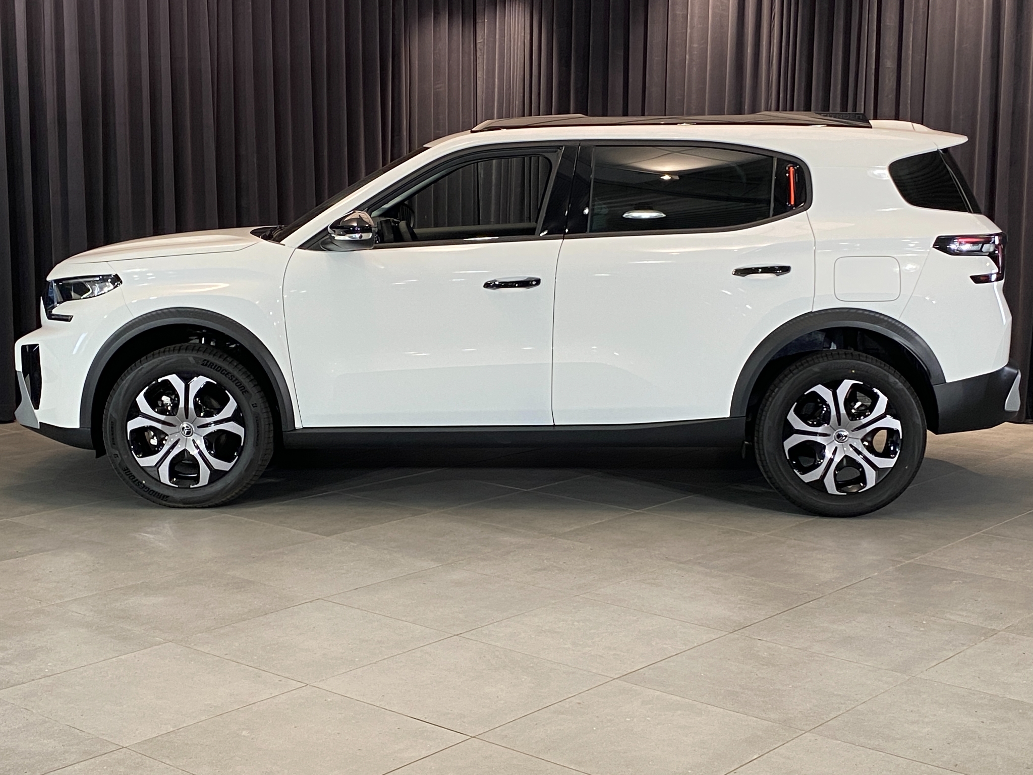 Citroen C3 Aircross PLUS HYBRID AUT 2026, bild 3/90