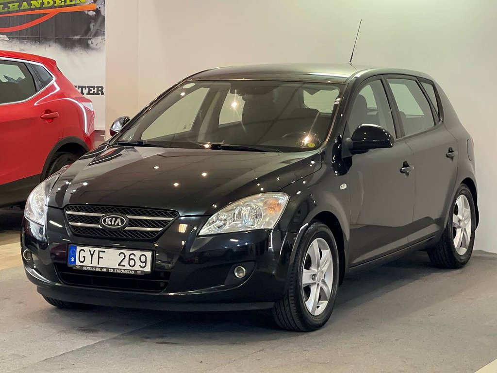 Kia CEED cee'd 1.6 CRDI ECO NY BESIKTAD NY SERVAD