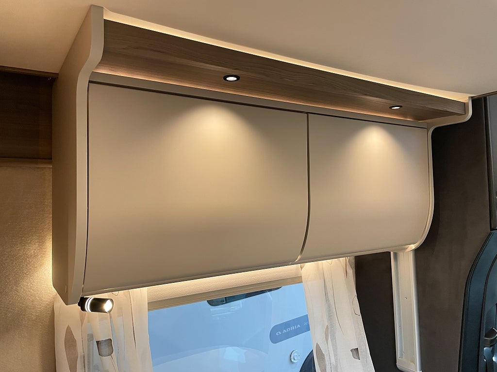 Kabe TMX 810 LGB /Cinderella/5 bältad/Mercedes 170hk/ALDE - Kabe