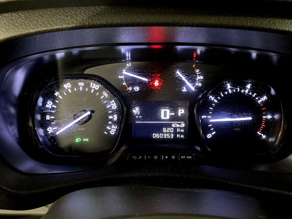 Bild på Peugeot Expert PRO 2.0 BHDi 145hk Aut L3 KAMPANJRÄNTA 3,99%