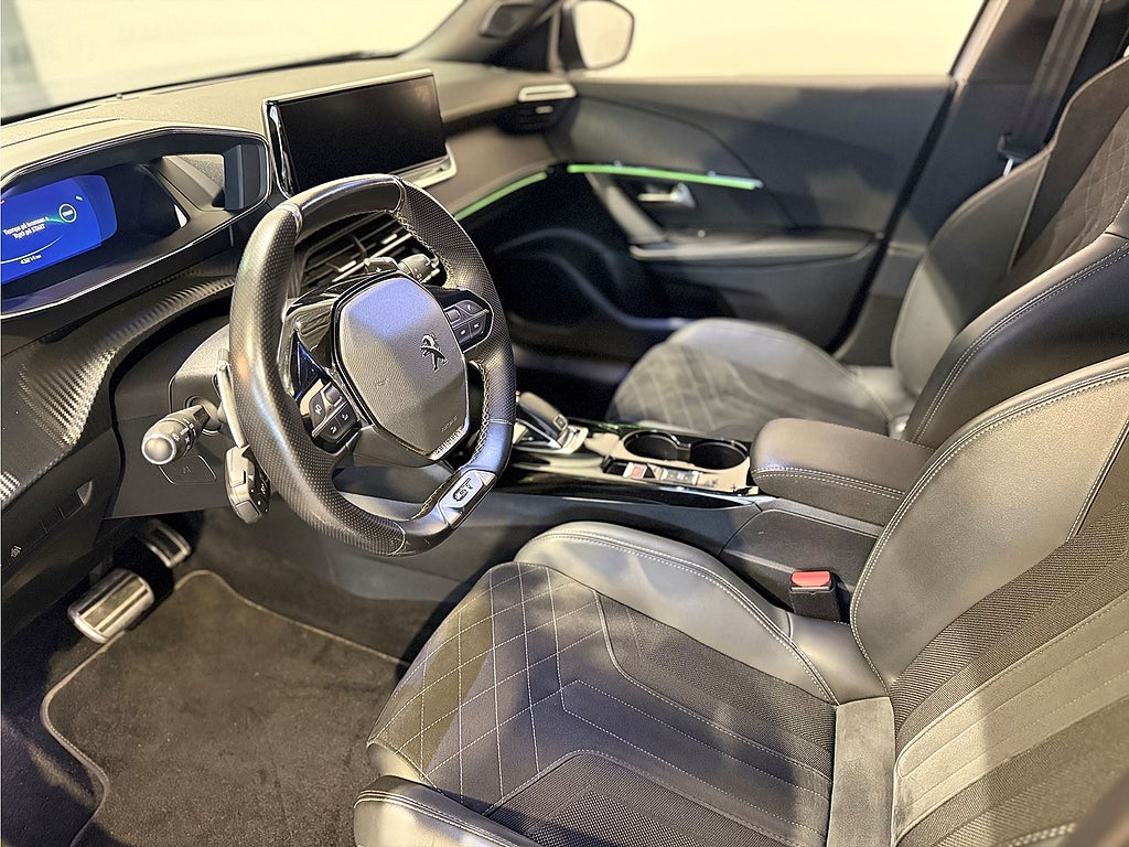Bild på Peugeot 2008 GT Pack 1.2 PT 130hk Aut - B-KAMERA, NAVI