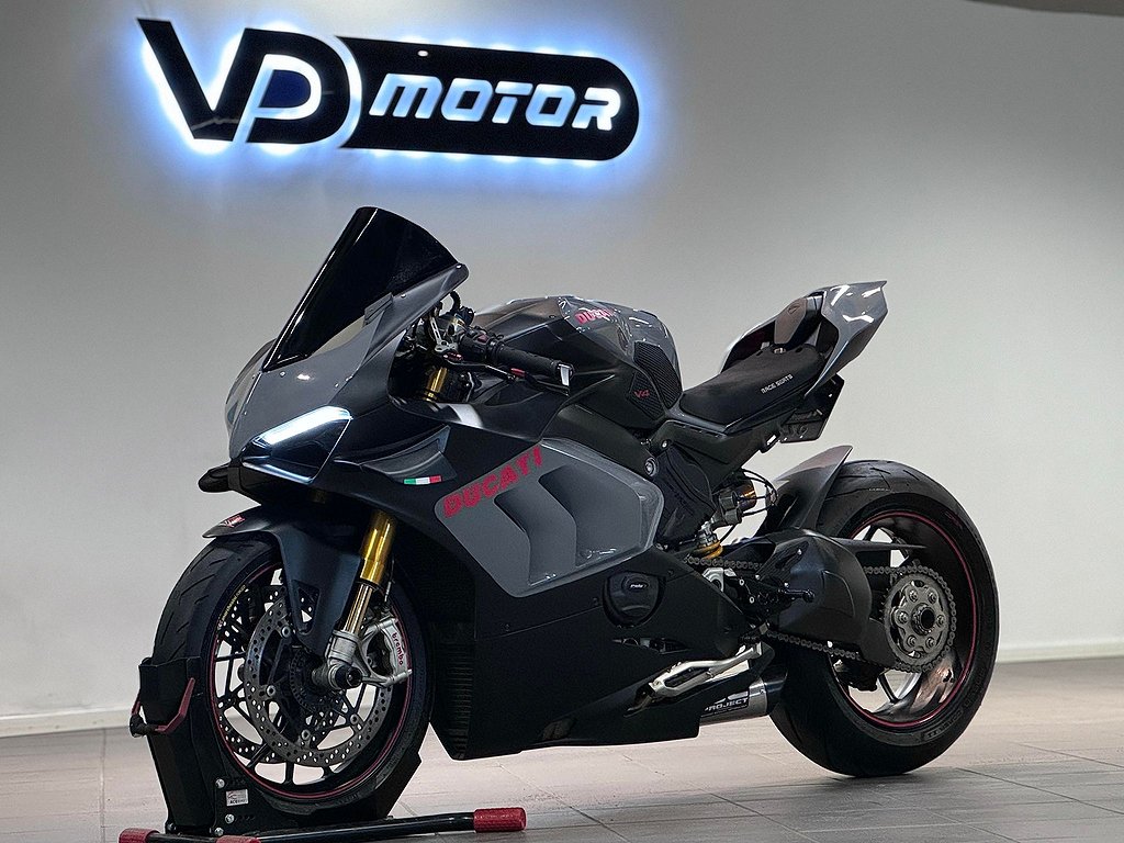 Ducati Panigale V4S SC Projekt *SE UTR* 215hk