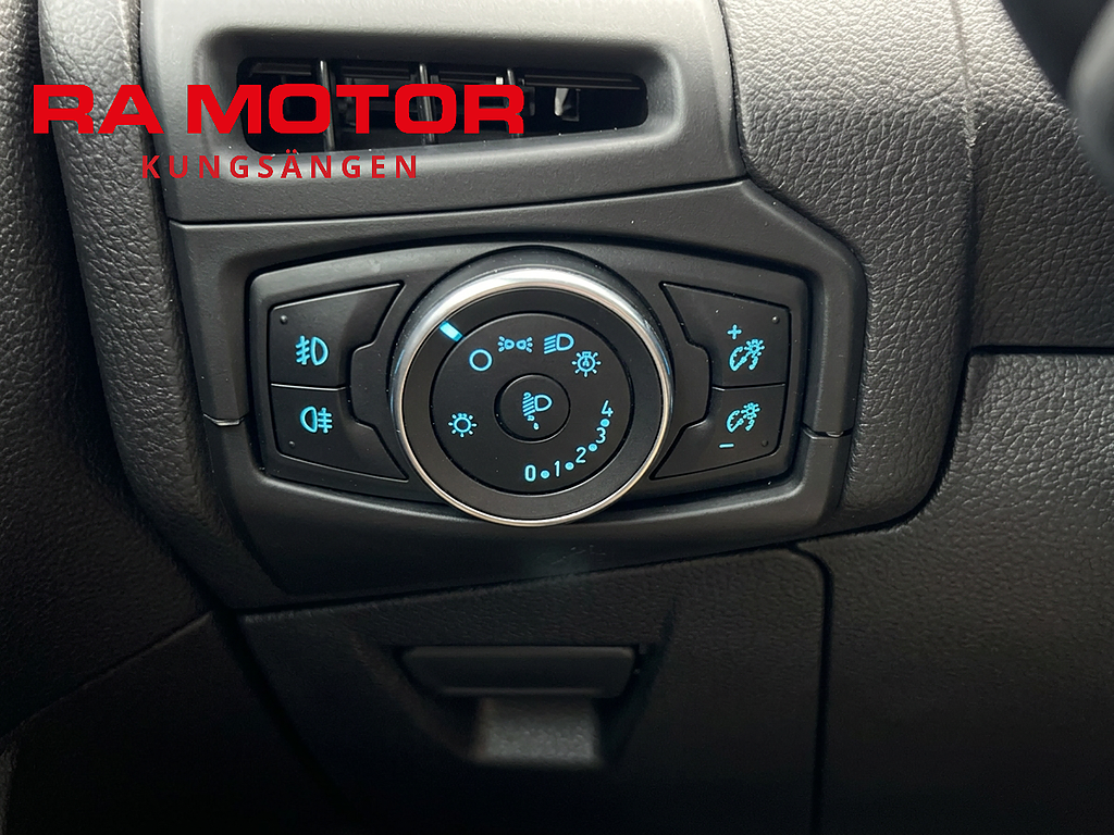 Ford Focus 1.0 125hk EcoBoost | Titanium | B-kamera | K-rem bytt | 2016