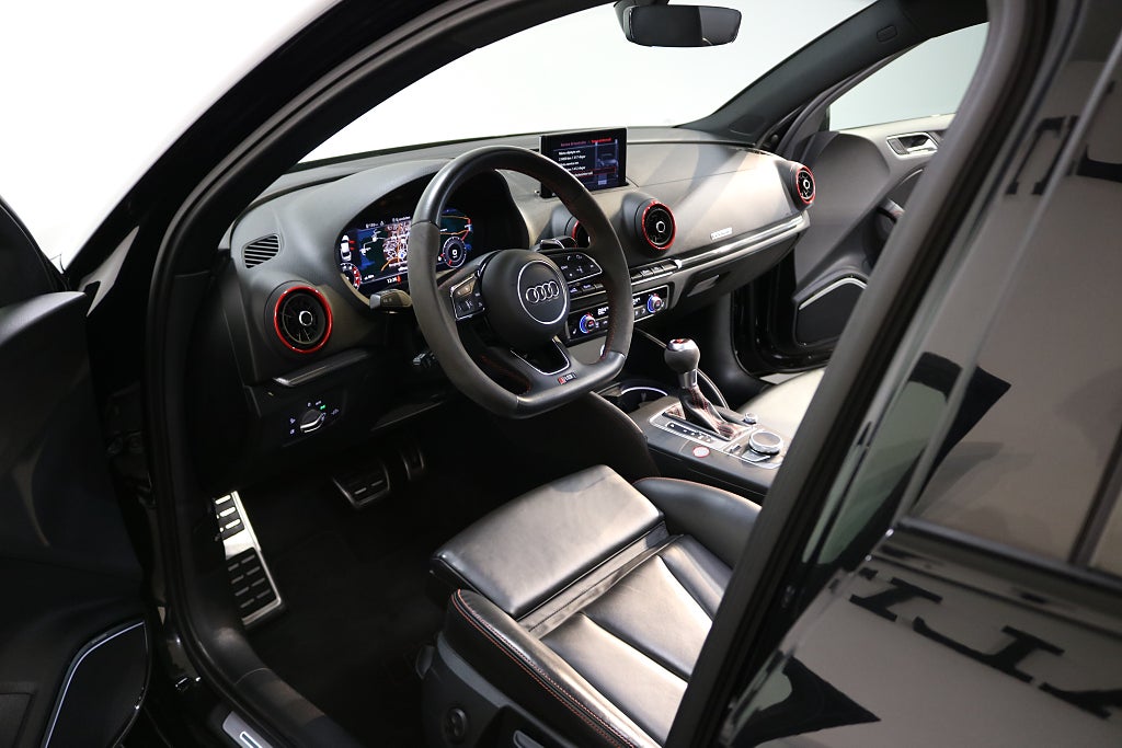 Audi RS3 2020 - miniatyr 7
