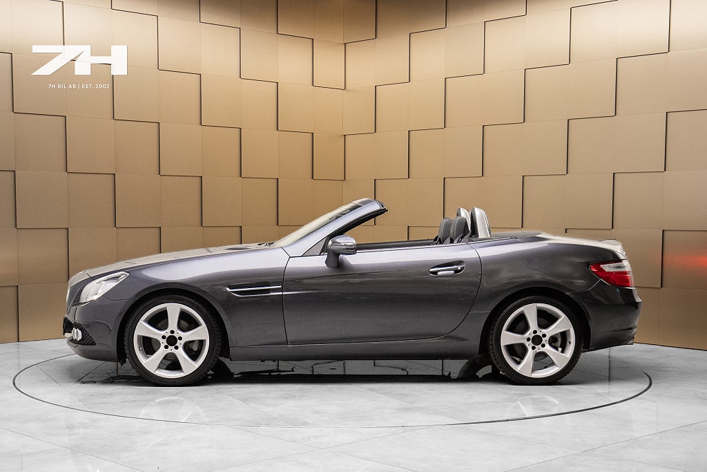 Mercedes-Benz SLK200 200 / Airscar / Massage / Läder / Nyservad