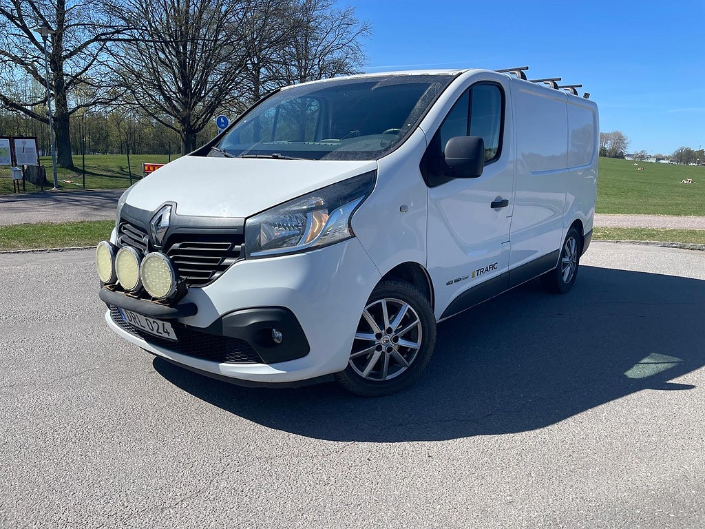 Renault trafic Skåpbil 2.9t 1.6 dCi Euro 5 NY BES ( MOMS )
