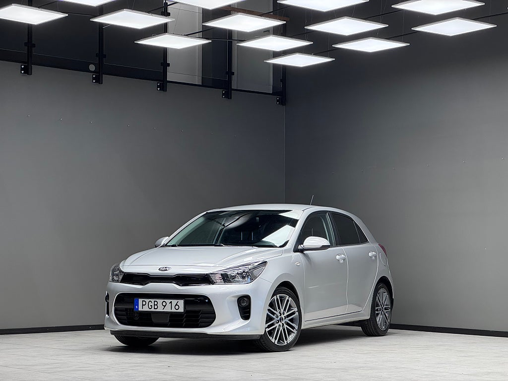 Kia Rio 1.2 CVVT GLS / B-Kamera / Navi / Carplay / Rattvärme