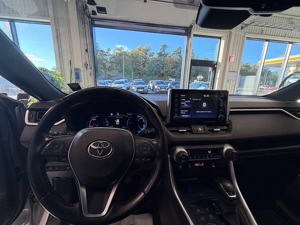 Toyota RAV4 2021 - miniatyr 18