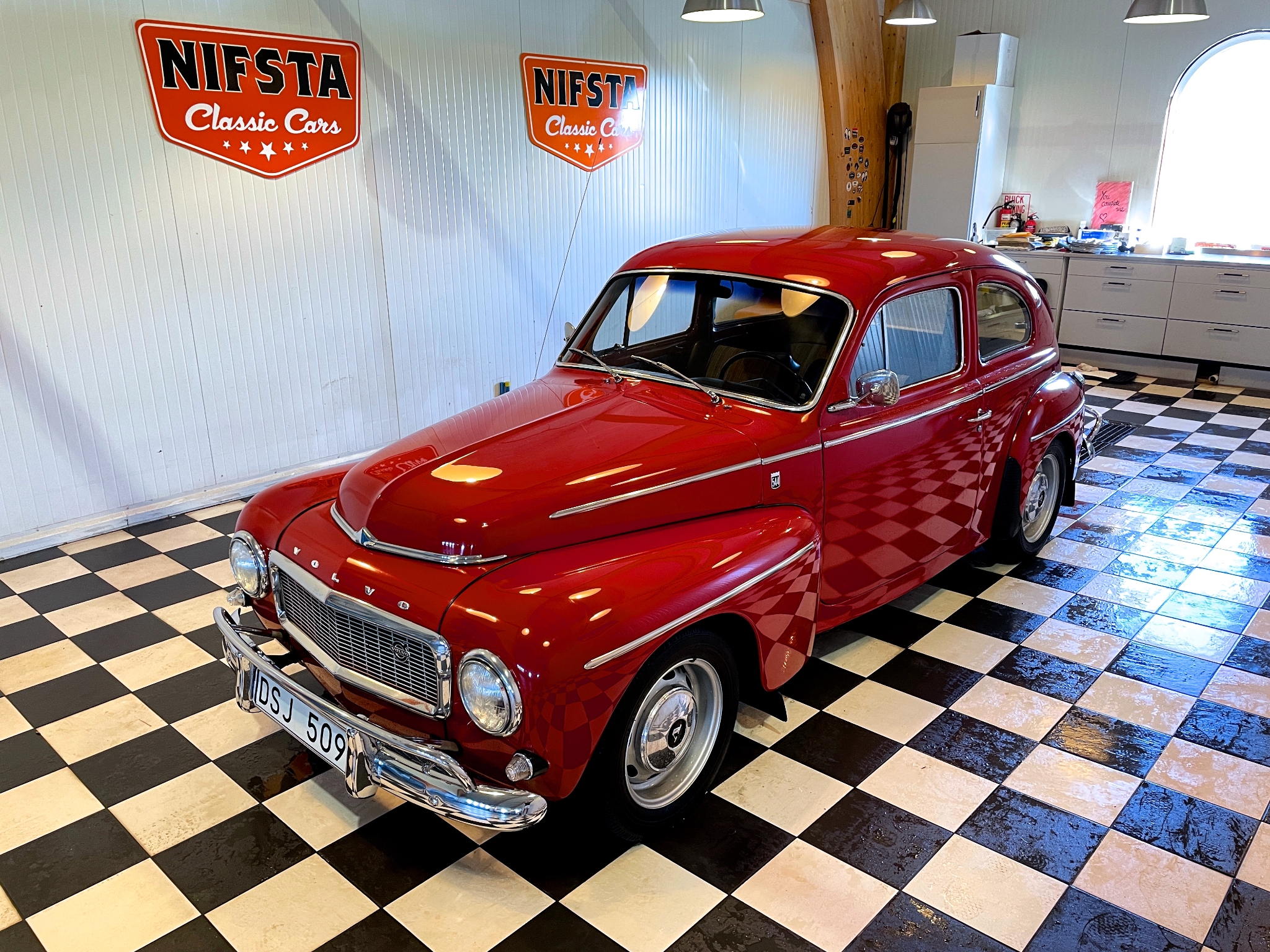 Volvo PV