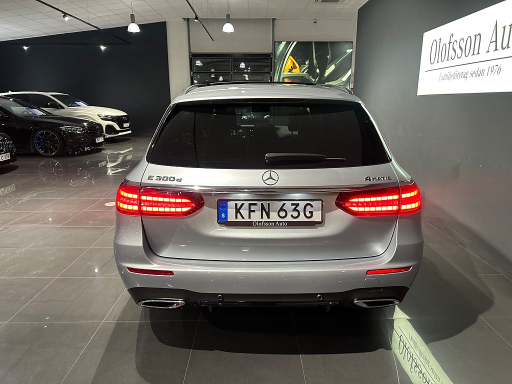 Mercedes-Benz E 300 d 4MATIC Kombi AMG Luftfjädring skinn - bild 5