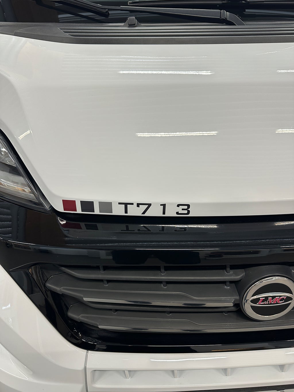 LMC T 713 Passion Alde Långbädd toa bak thumbnail