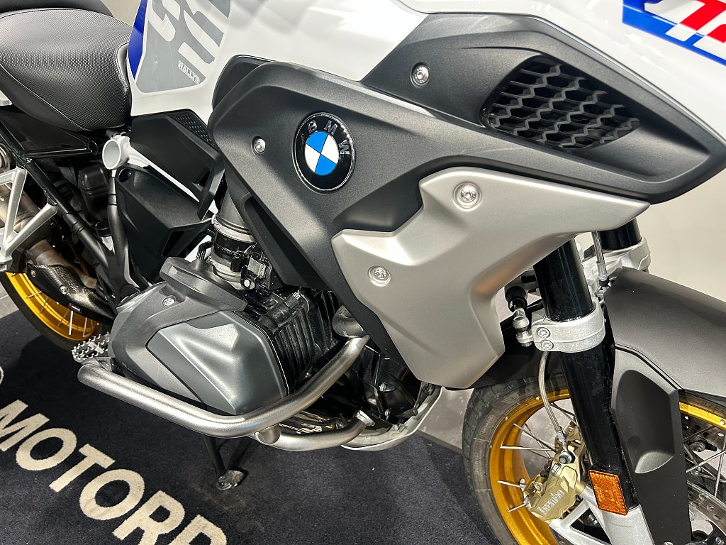 BMW R1250GS /Akrapovic/Performance/Sidoväskor/1128 mil