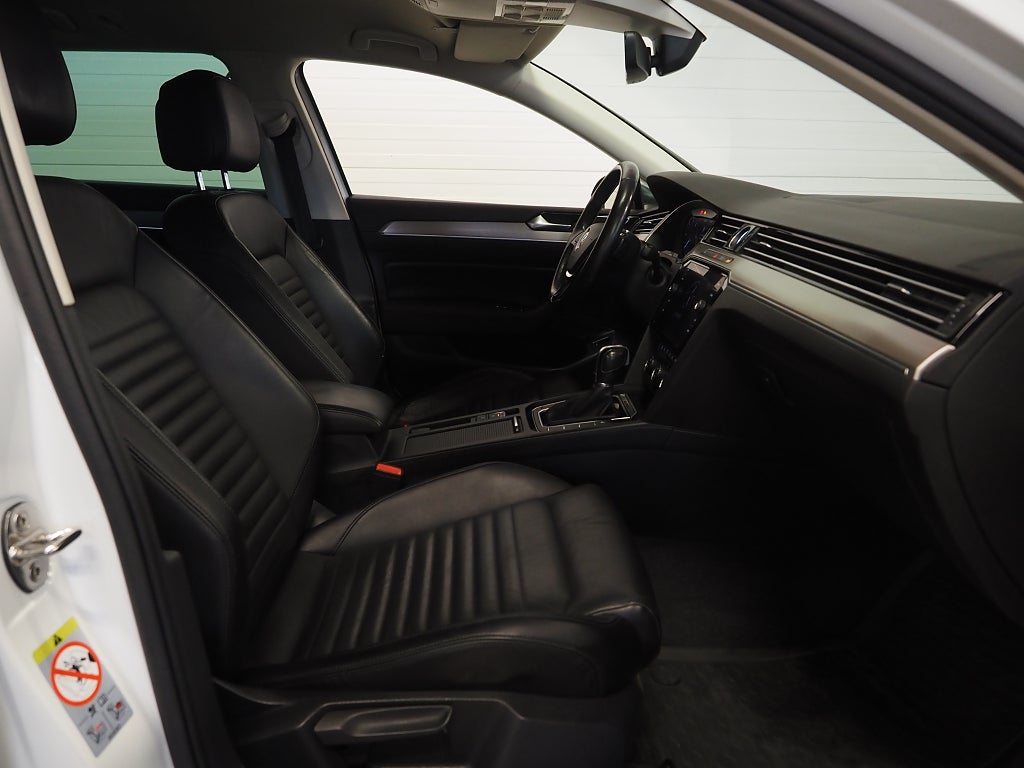 Volkswagen Passat Alltrack TDI 190hk 4M |Drag|D-värm|Cockpit| 2018