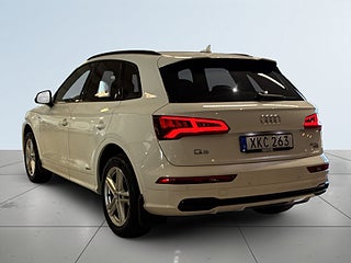 Audi Q5 40 TDI quattro S line Dragkrok Dvärme B&O-ljud Navi S&V