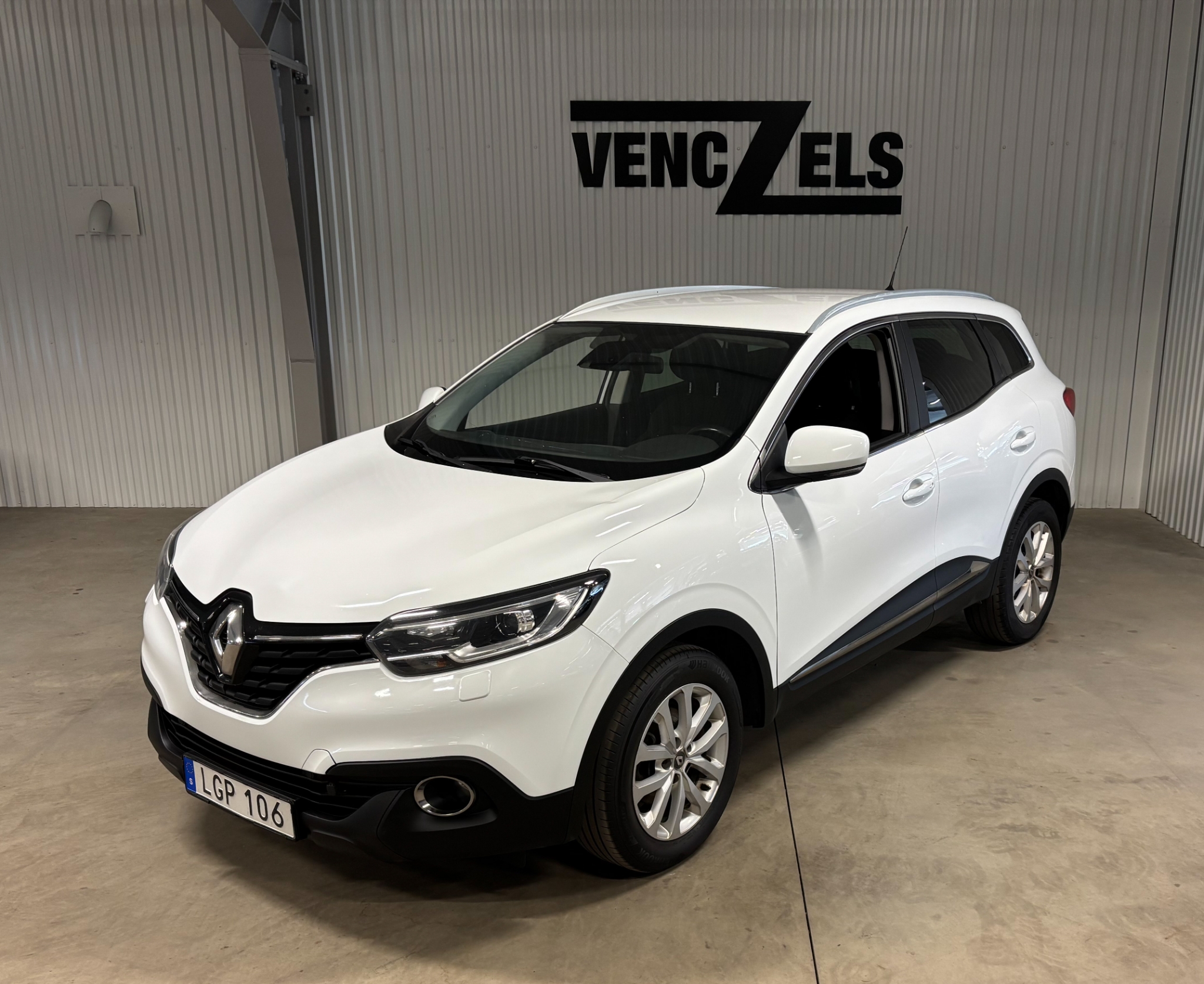 Renault Kadjar 1.6 dCi 130hk Limited 2016, bild 2/10