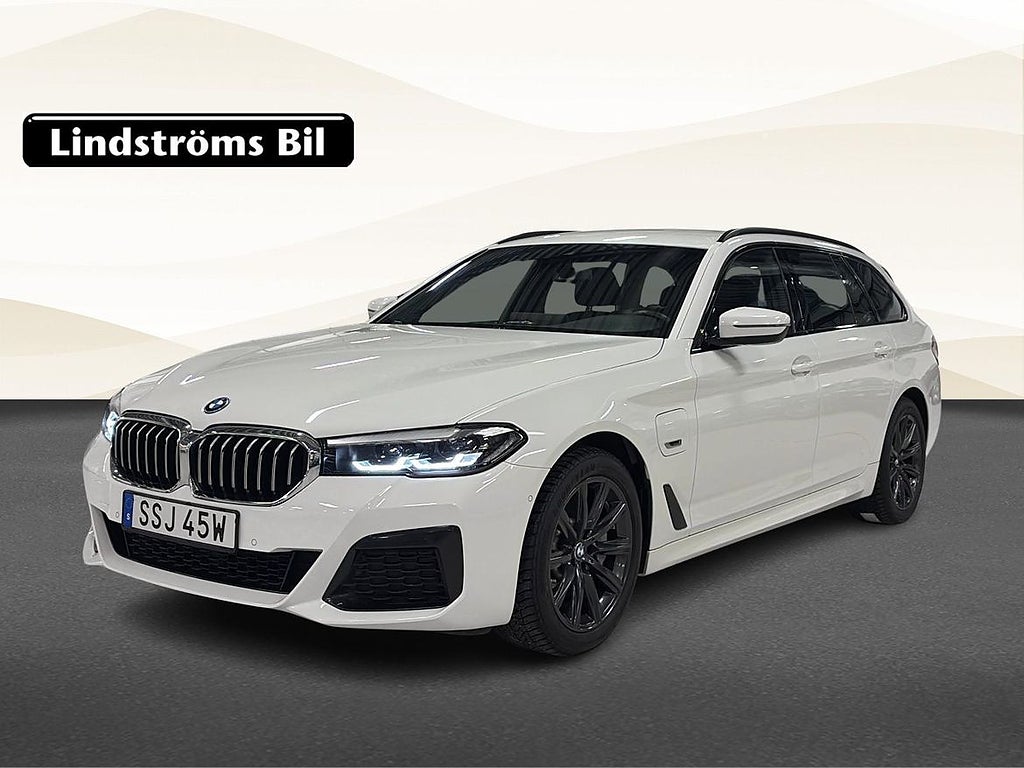 BMW 530e xDrive Touring M Sport Laddhybrid Vinterhjul Dragkrok Moms Leas.