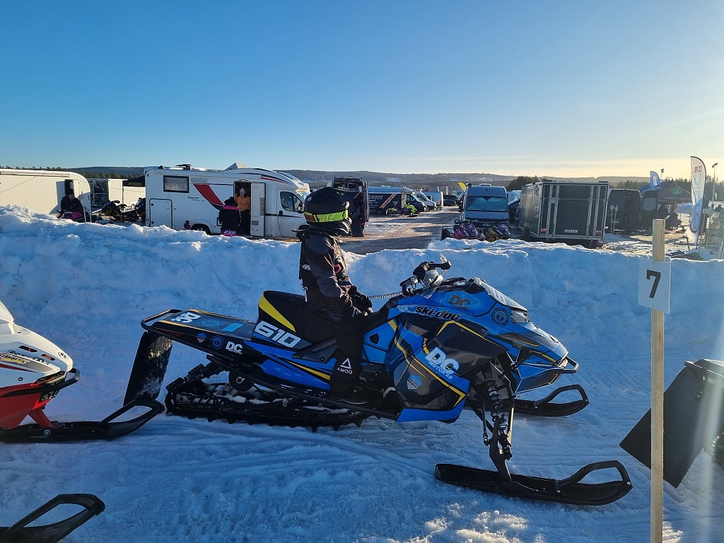 Ski-Doo 600 RS - Ungdom 74h  - Race Ready - Transport - Byte förslag
