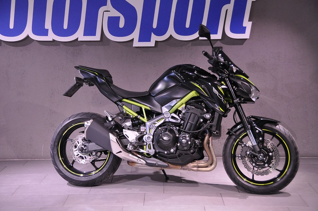 Kawasaki Z900