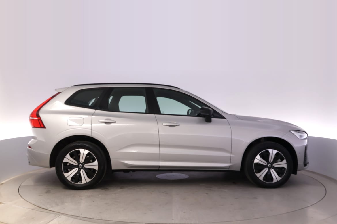Volvo XC60 T6 Plus Dark 2025, bild 5/10