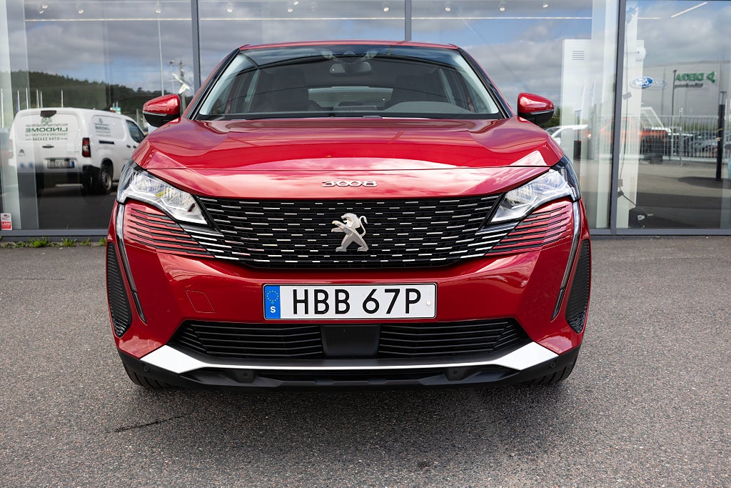 Peugeot 3008 130 hk Automat Bensin Active Pack NYSERVAD