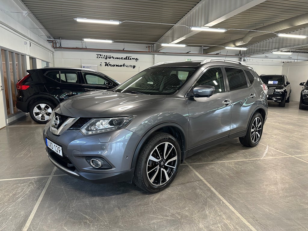 Nissan X-Trail 1.6 dCi Dragkrok 360° Kamera Navigation Skinnklädsel 