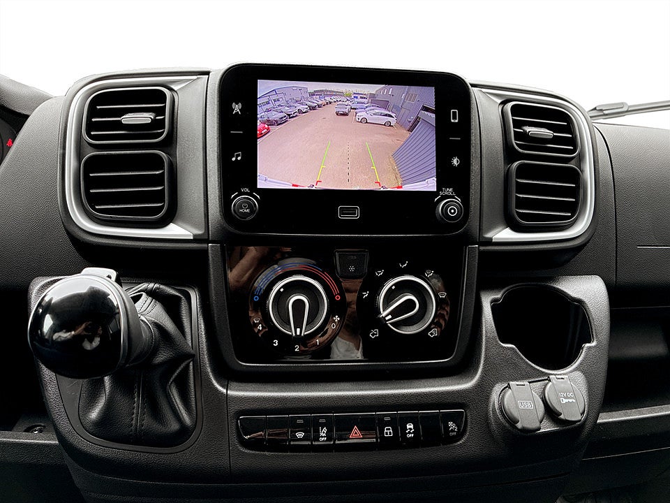 Bild på Peugeot Boxer + 140hk Aut L3H2 - DEMO