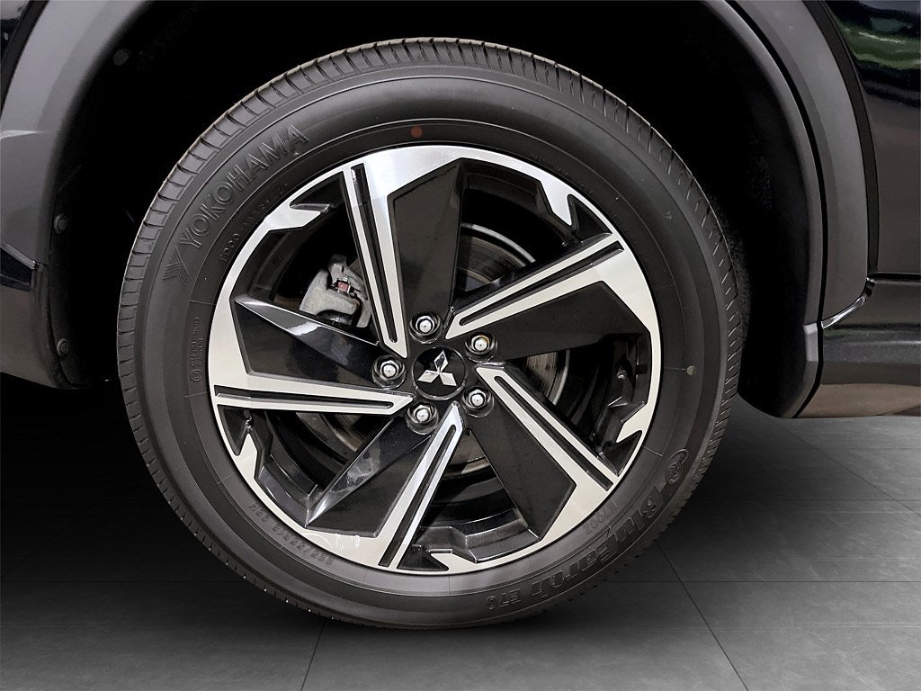 Bild på Mitsubishi Eclipse Cross Business Instyle PHEV 2.4 188hk AWD - PANORAMA