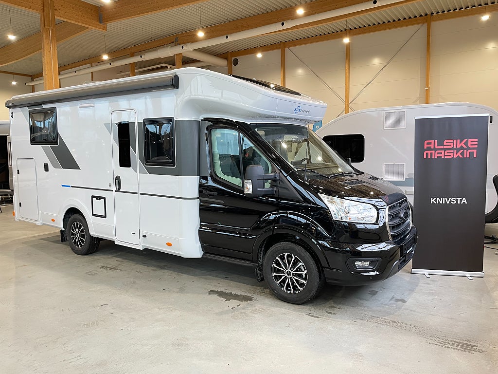 Sun Living S 72 DL / Långbädd / Automat / 165hk / Taksäng / 