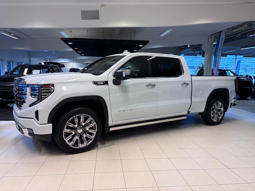 GMC Denali Sierra 1500 3.0L Duramax Diesel *Long Box*