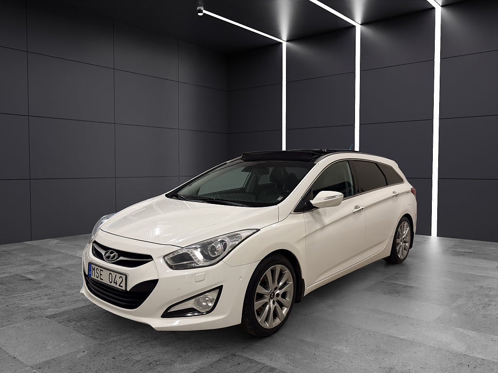 Hyundai i40 cw 1.7 CRDi Business |AUTOMAT|NY SERVAD|PANORAMA|AC|