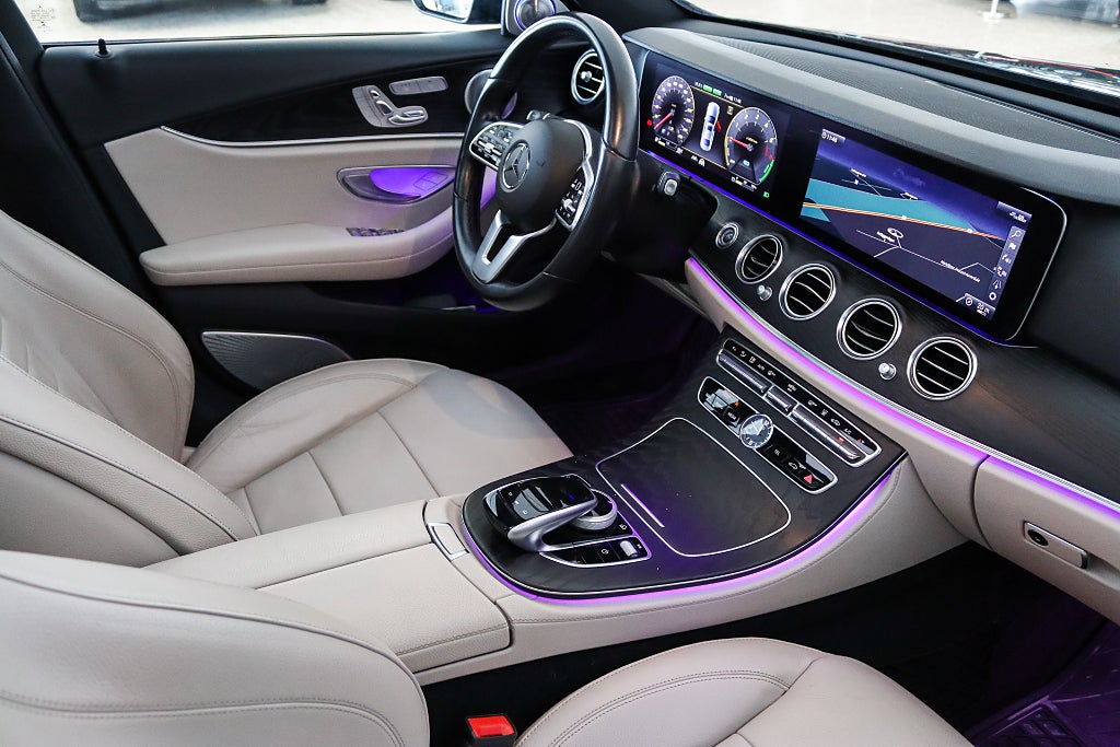 Mercedes-Benz E 300 de PLUG-IN AMG Pano Burmester 3D Widescreen Drag