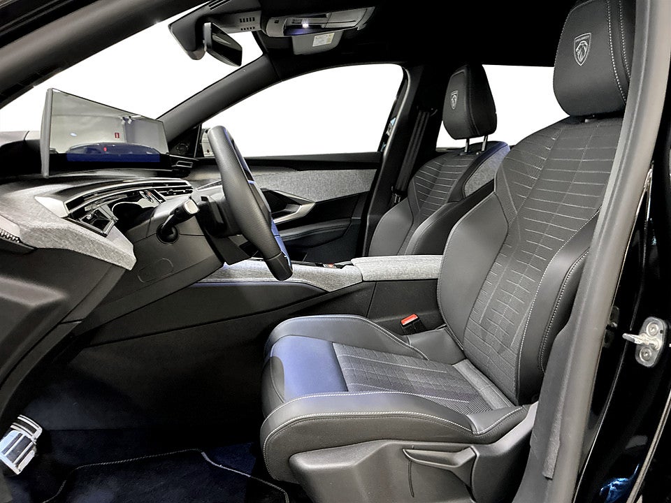 Bild på Peugeot 5008 GT Hybrid 145hk Aut 7-SITS B-KAMERA CARPLAY