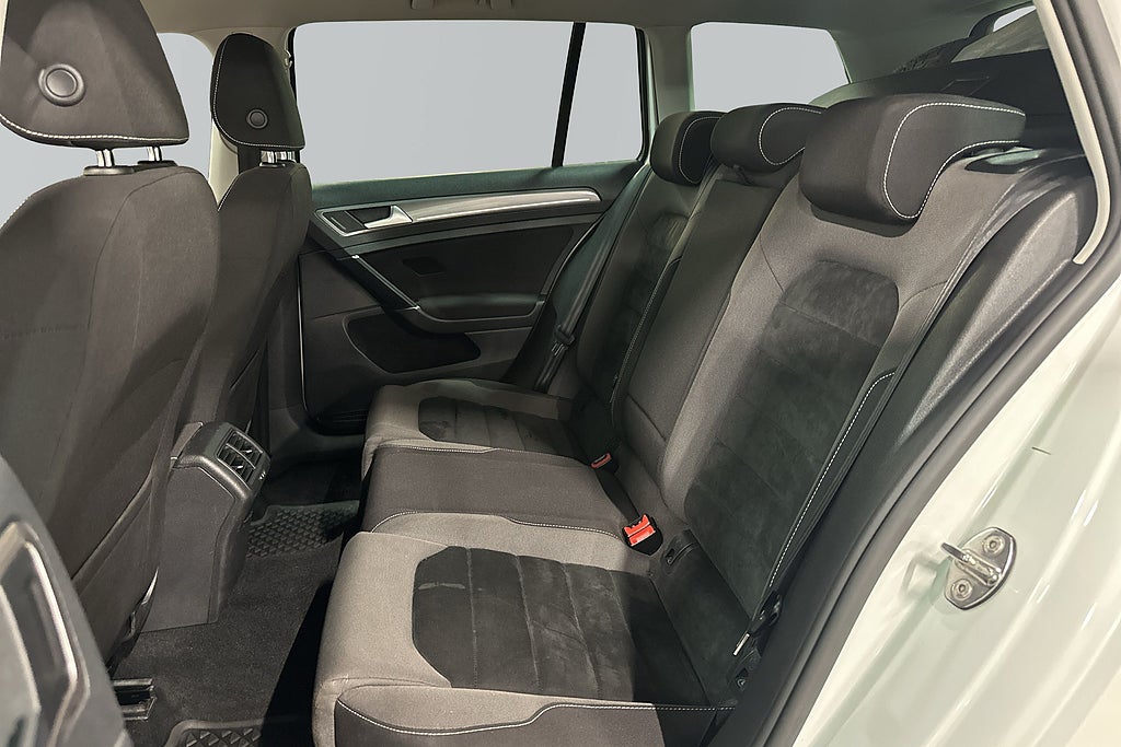 Volkswagen Golf Alltrack 2.0 TDI 4Motion Alltrack Dieselvärmare Dragkrok Kamera