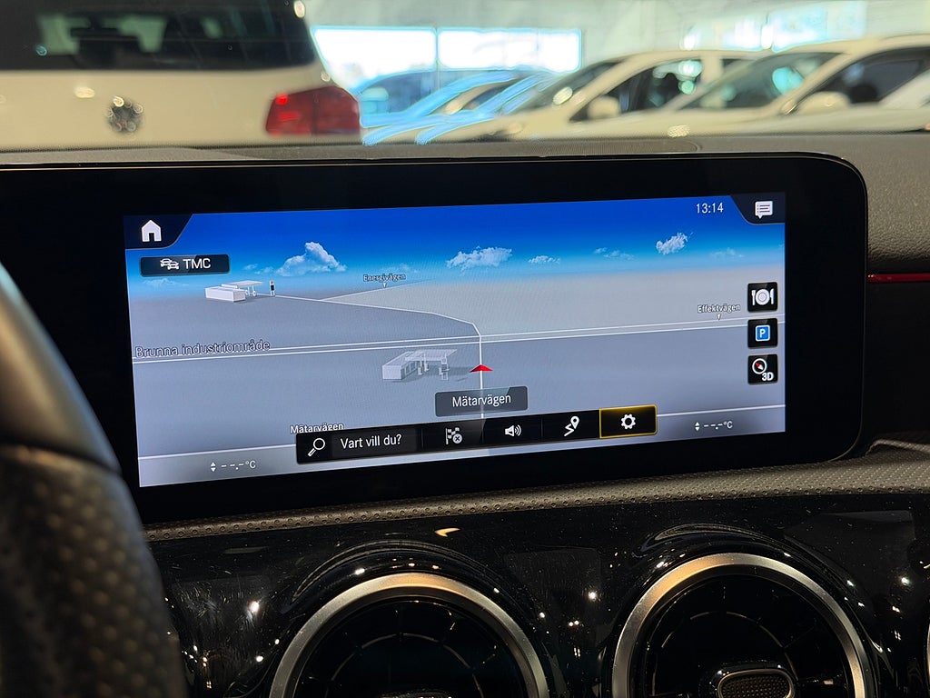 Mercedes-Benz A 180 7G-DCT AMG Line M-Värm Navi B-Kam Widescreen 2021