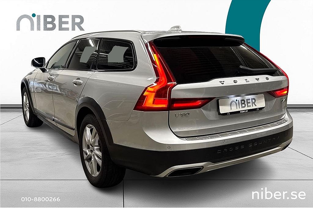 Volvo V90 Cross Country D4 AWD ADV. SE 2,95%