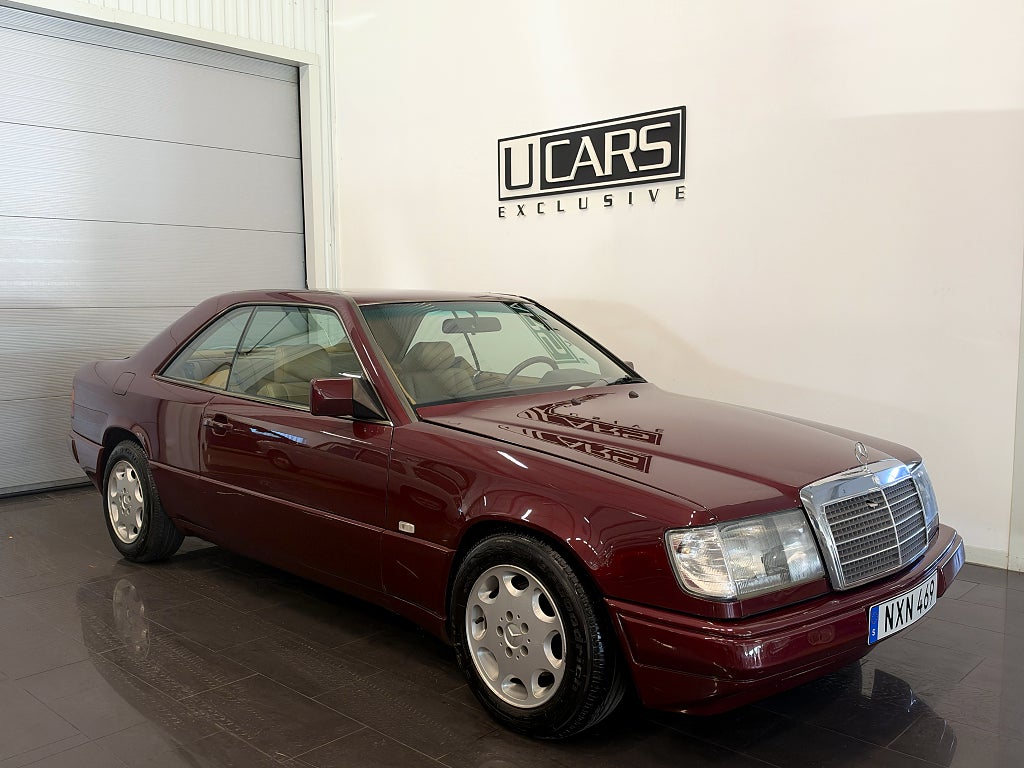 Mercedes-Benz 300 CE CE Coupé Full Historik från början