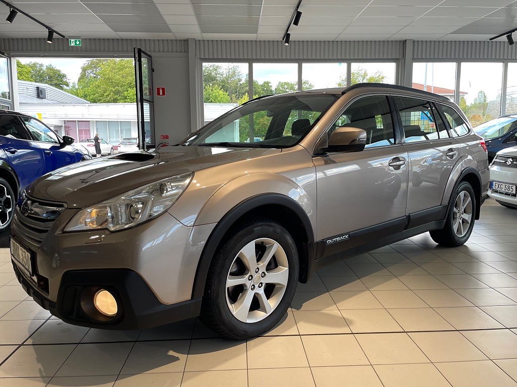 Subaru Outback 2.0 4WD Lineartronic Business *Dragkrok *Kamera